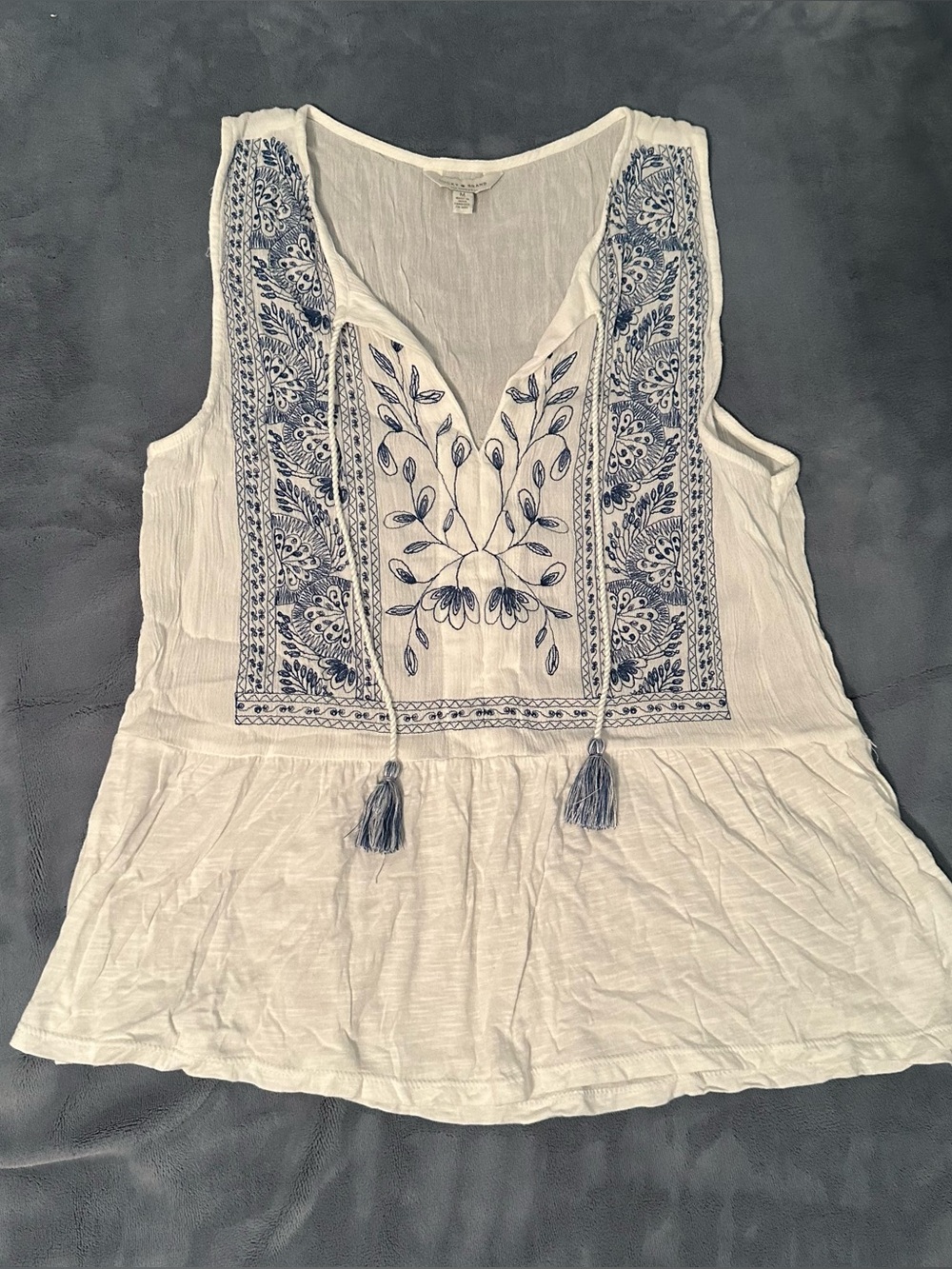 Lucky Brand Floral Embroidered l Top